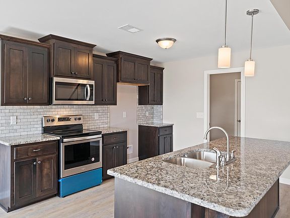 4th image of 109 Rossview Pl Lot 109