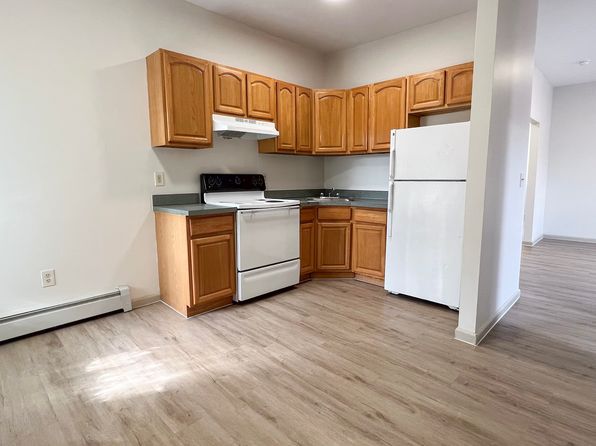 686-688 Broad St #301