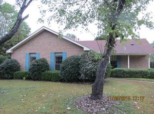 1340 Dunbarton Rd, Montgomery, AL 36117