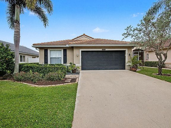 2nd image of 6292 Grand Cypress Circle