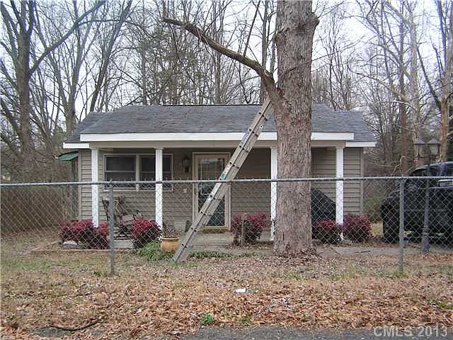 1st image of 1610 Martin Ave