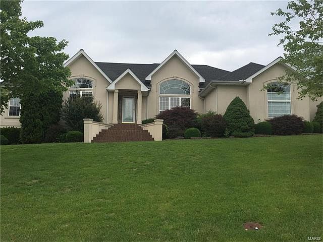 1st image of 1714 Greenbrier Dr