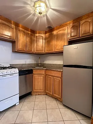 Rented by Compass | media 6