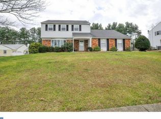 237 Creekwood Dr, Feasterville Trevose, PA 19053