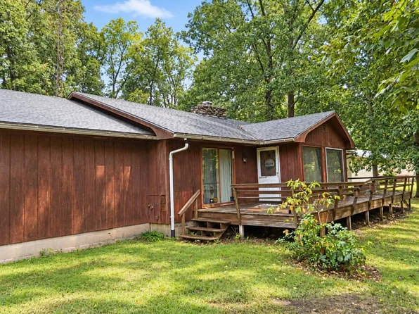 1893 County Road 1035 N, Fairfield, IL 62837