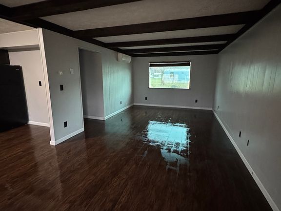 3rd image of 900 Crique Side Dr APT 2