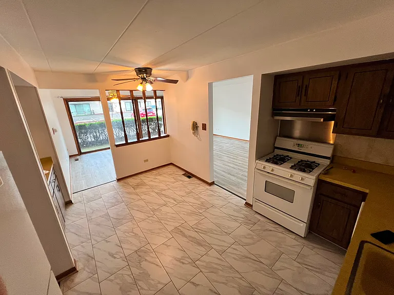 BIG kitchen