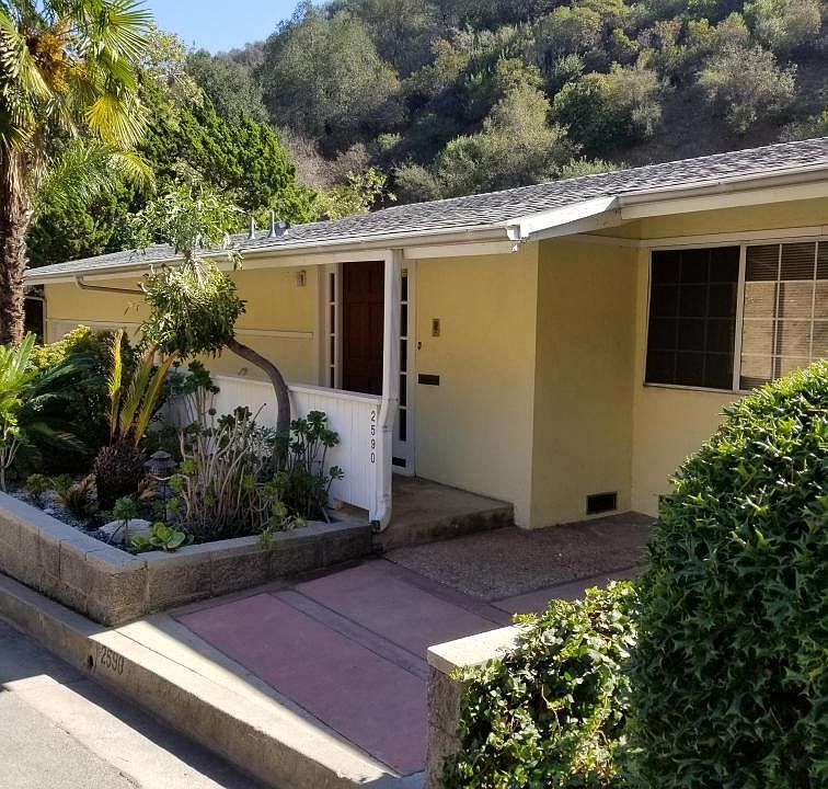 1st image of 2590 Saint Andrews Dr