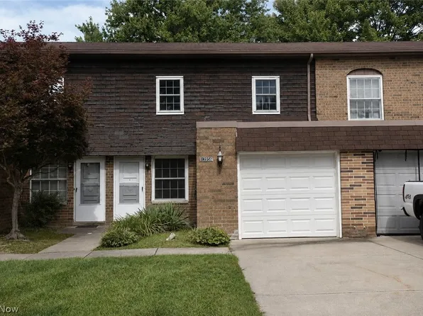 13956 Oakbrook Dr #3956, North Royalton, OH 44133
