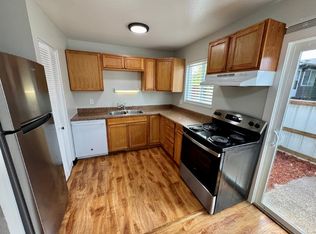 1201 Leonard St APT 8, Oregon City, OR 97045