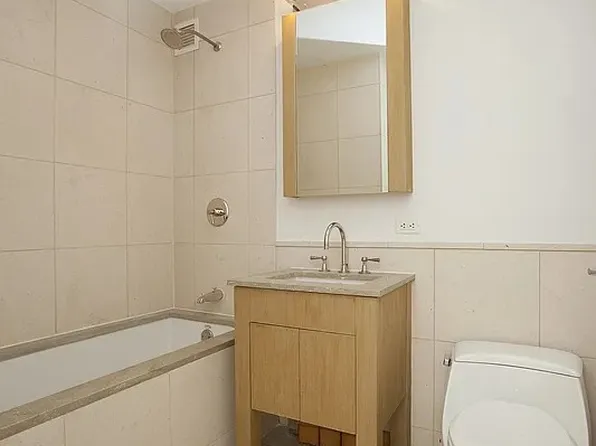 350 West 42nd Street image 3 of 6