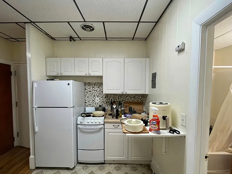 854 Beacon St #2 — Photo 4