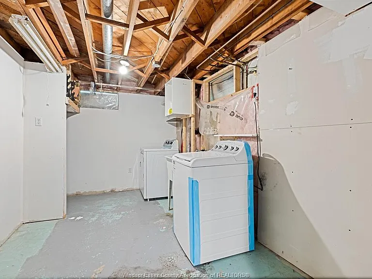 3162 Avondale Ave — Photo 13
