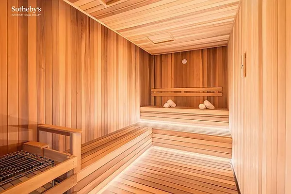 Sold by Sotheby's International Realty | media 25