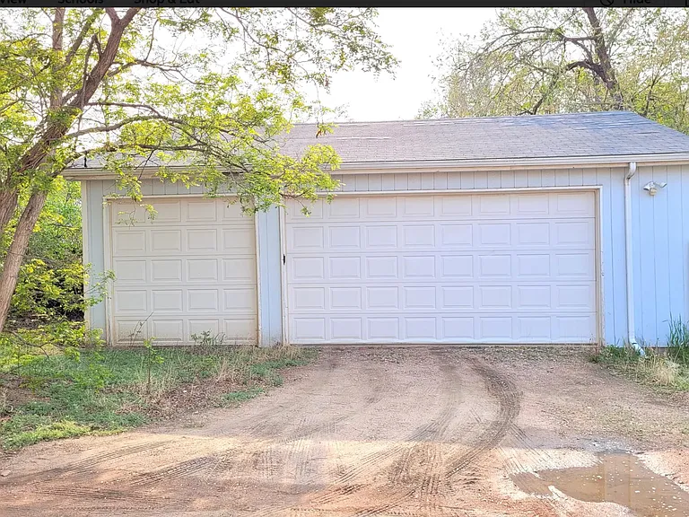 822 N El Paso St — Photo 22
