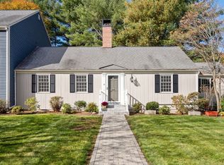 8 Jericho Rd, Weston, MA 02493