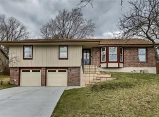 8732 Widmer Rd, Lenexa, KS 66215