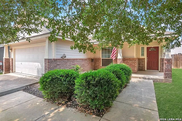 3 bed, 2.0 bath, 1873 sqft, $1,900 — Photo 4