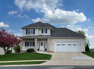 2752 Boulder Ridge Dr NW, Rochester, MN 55901