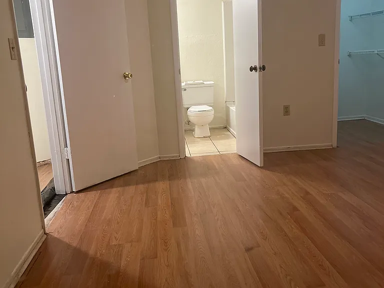 633 Buoy Ln — Photo 1