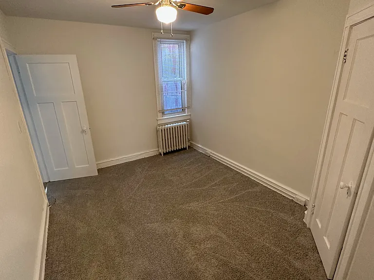1035 N Kenwood Ave — Photo 11
