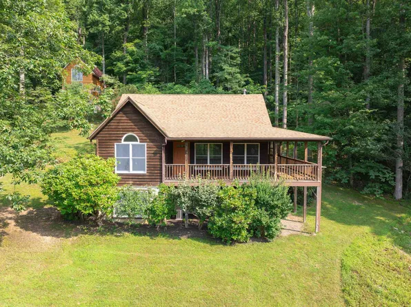 4893 Weakley Hollow Rd, Syria, VA 22743