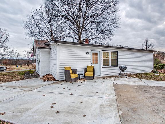 5th image of 1277 Wellsville Rd