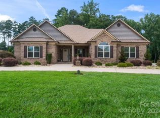 322 Stone Ridge Dr, Salisbury, NC 28146