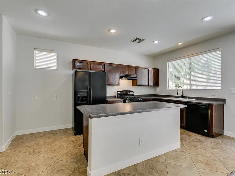 6779 Windingwood St — Photo 18