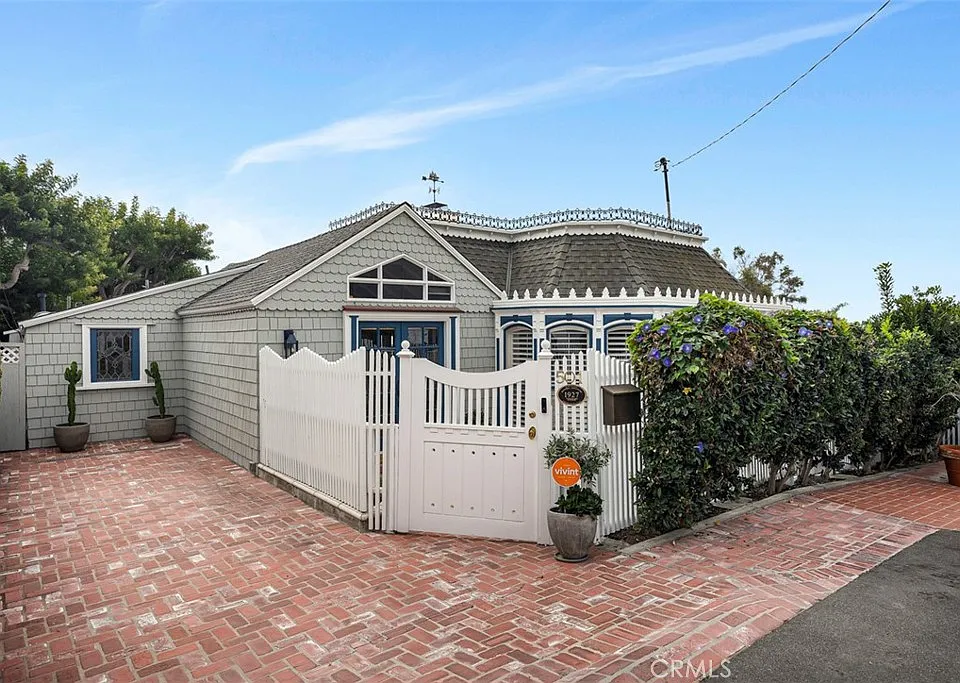 501 Lombardy Ln