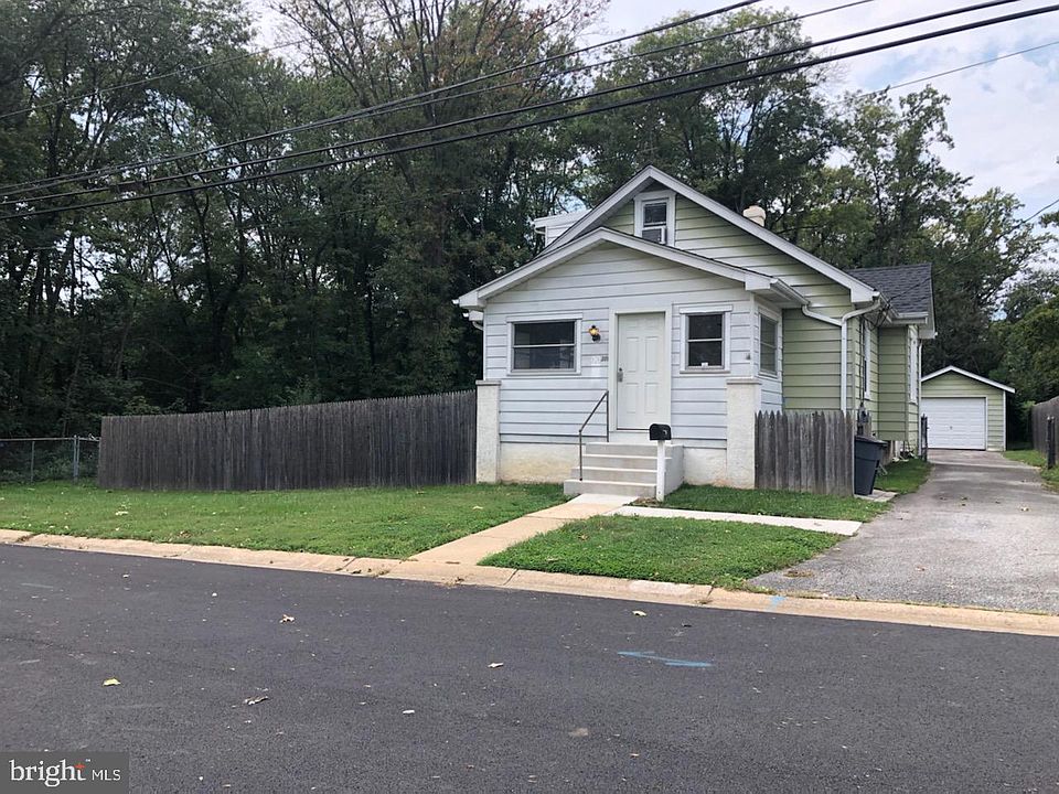 1st image of 309 Colonial Ave