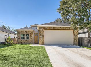 644 Cypress Ln, Cottonwood Shores, TX 78657