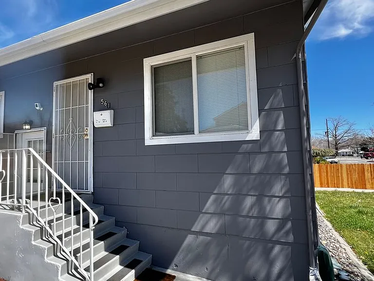 561 Claremont St #B — Photo 2