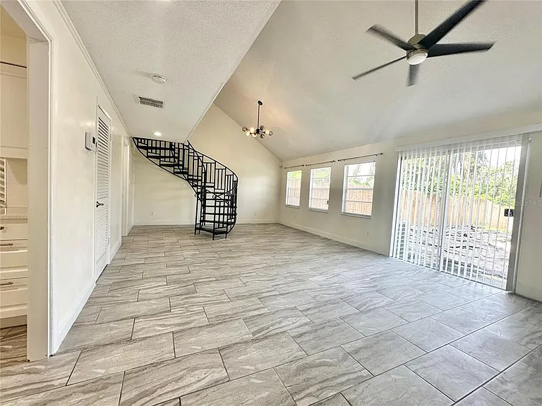 122 S Bulova Dr — Photo 21