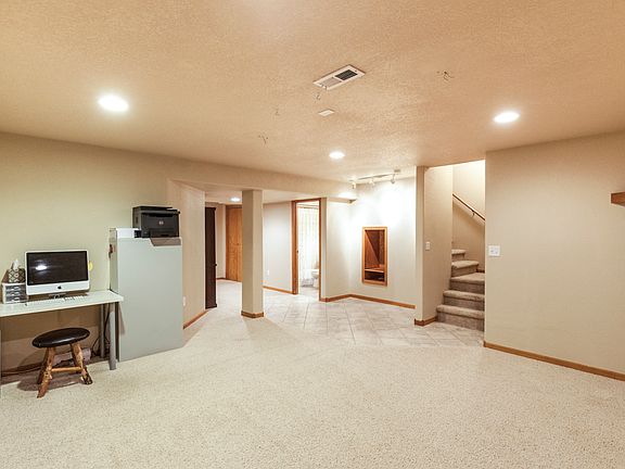 3rd image of 537 Blue Azurite Ave