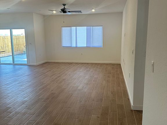 5th image of 5859 E Tower Ave