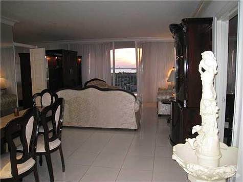 1st image of 5401 Collins Ave APT 1225