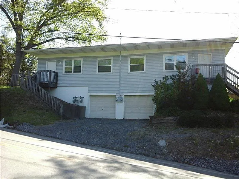 275 Barclay Hill Rd photo 1