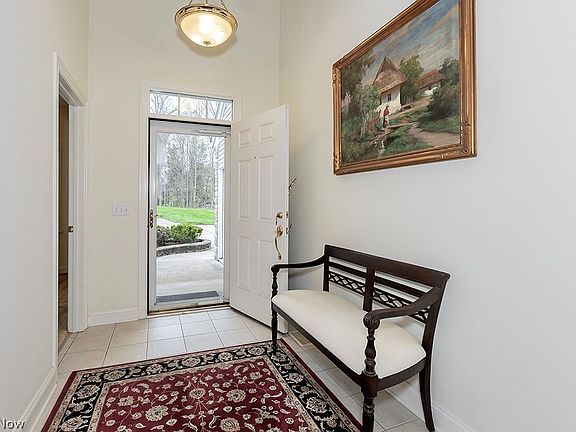 3rd image of 134 Stonecreek Dr
