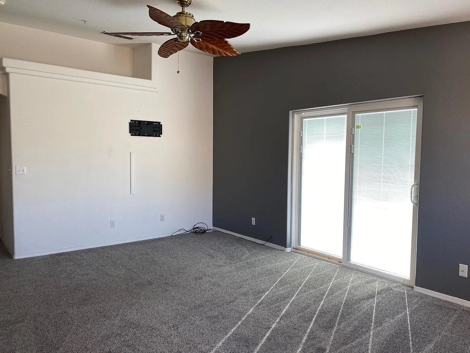 271 Driftwood Dr — Photo 3