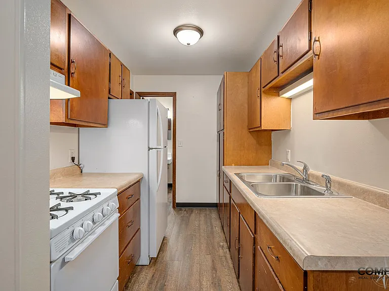 417 Washington St Apartments — Photo 2