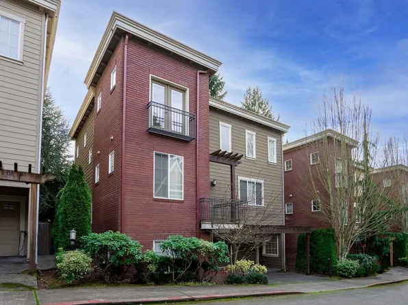 12325 NE 86th Way, Kirkland, WA 98033