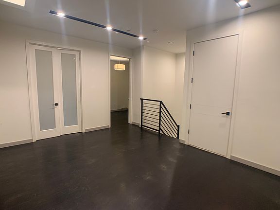 4th image of 227 Winthrop St #1F1