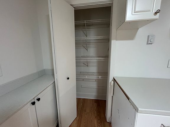 2nd image of 1205 Garvey Ave #4
