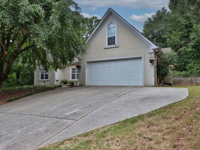 904 Georgian Point Dr, Lawrenceville, GA, 30045