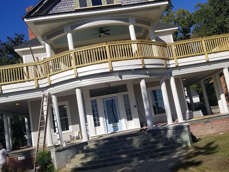 1st image of 422 W 5th St
