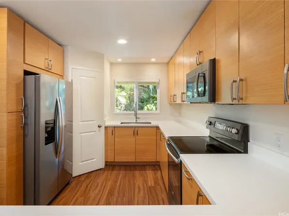 1555 Kalaniiki St #16, Honolulu, HI 96821