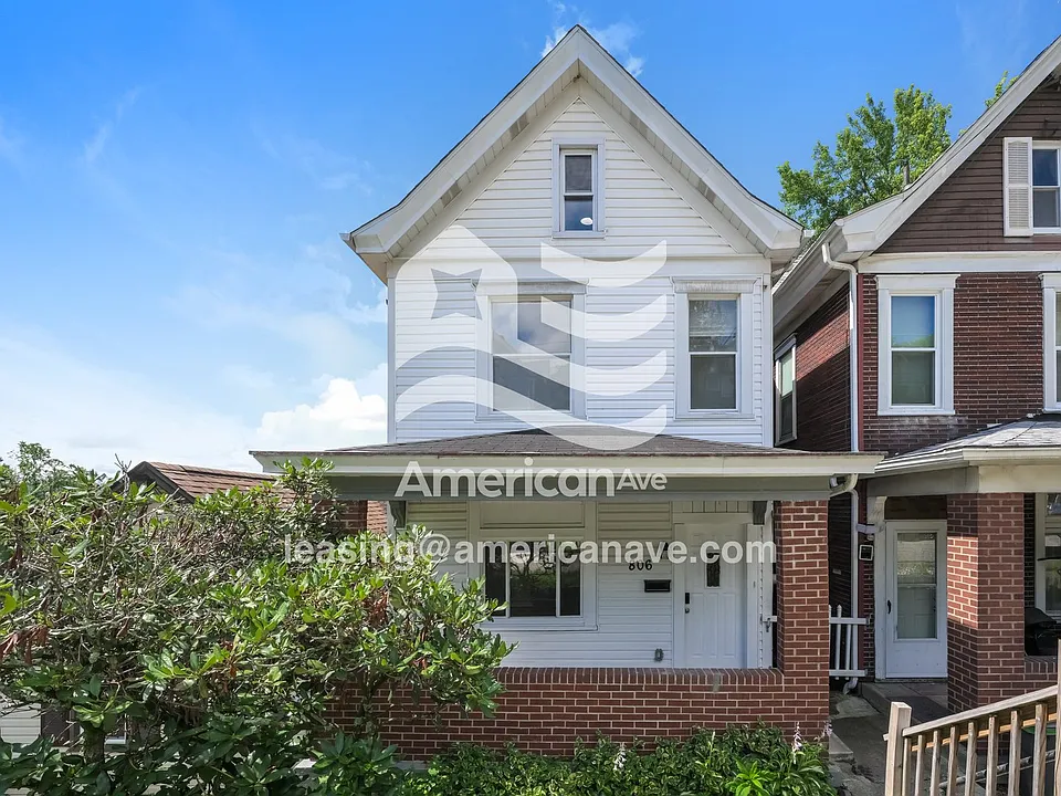 806 Cowan Ave
