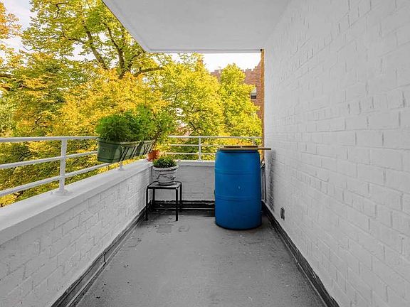 4th image of 1818 Newkirk Ave APT 4B
