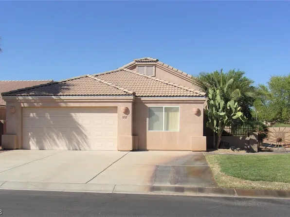 1212 Golf Club Dr, Laughlin, NV 89029
